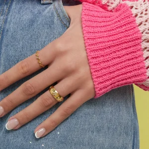 Ring met stenen in klavervorm